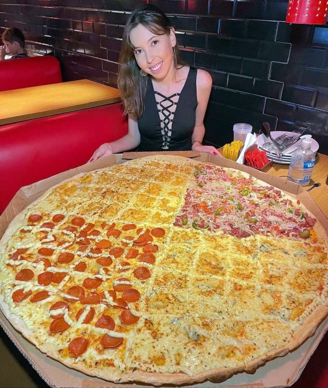 Dia Mundial da Pizza: levantamento aponta crescimento do setor de pizzarias  no Brasil - Economia