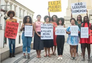A "Revolução Silenciosa": reserva de vagas para mulheres na política e recursos para candidaturas negras