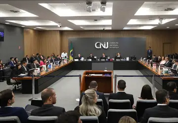 Conselho Nacional de Justiça anula afastamento de juíza da Operação Lava Jato
