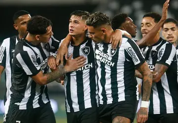 Botafogo recebe Juventude no Estádio Nilton Santos 