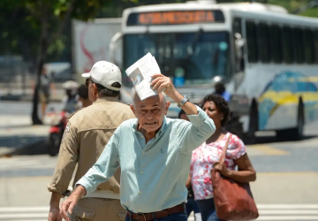 Rio de Janeiro terá calor normal e chuvas acima da média no fim do ano