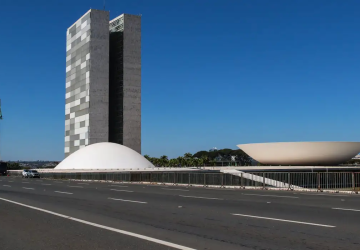 Congresso e Judiciário retomam sessões após feriado de Carnaval