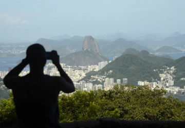 PM do Rio refor&ccedil;a policiamento para o feriado de segunda-feira