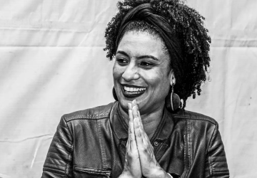 Fam&iacute;lia denuncia agress&atilde;o a Marielle em grupo de WhatsApp da PUC-Rio