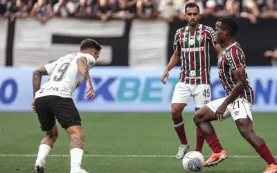 Fluminense decepciona e perde para o Corinthians