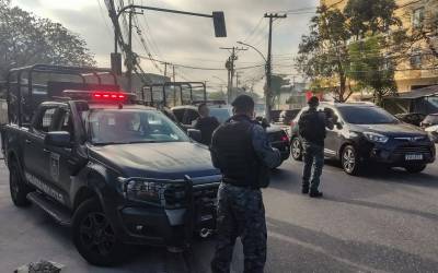  Operação policial no Complexo da Penha, no Rio, deixa feridos