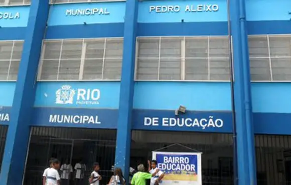 Defensoria do RJ cobra informações sobre contratação de professores na rede municipal de ensino