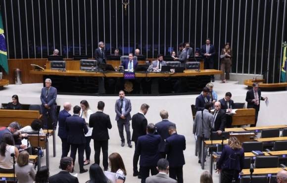 C&acirc;mara pauta para hoje vota&ccedil;&atilde;o da 'taxa das blusinhas'