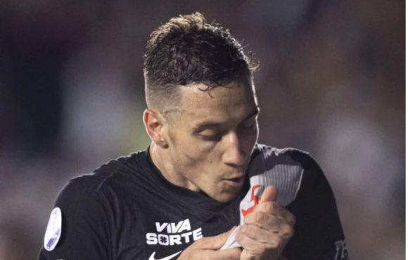 Vasco vence Santa F&eacute; e avan&ccedil;a &agrave;s semifinais da Sul-Americana
